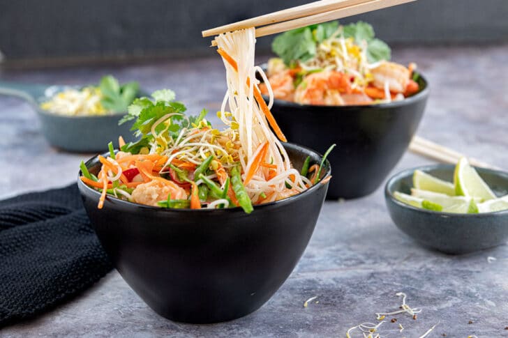 Reisnudelsalat mit Garnelen