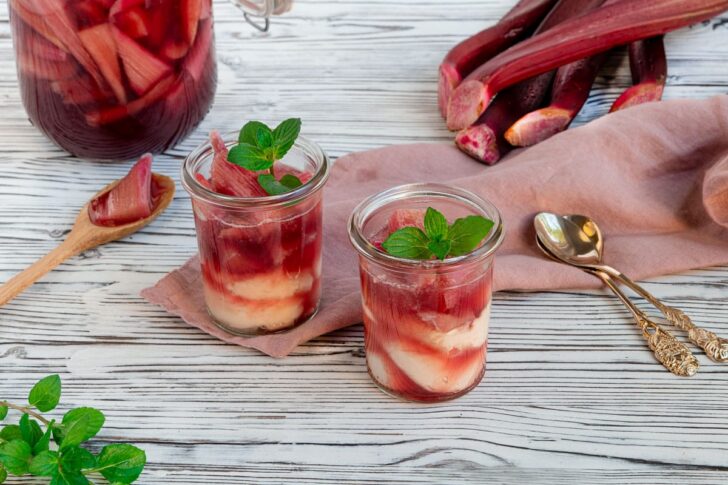 Rhabarberkompott mit Mascarponecreme