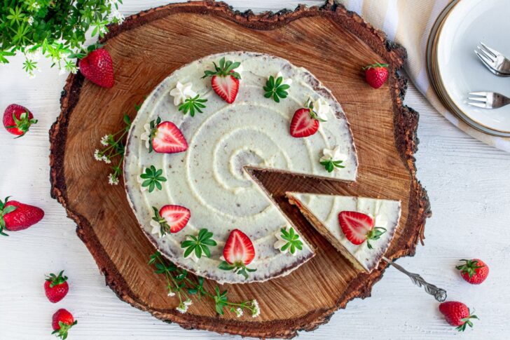 Waldmeistertorte
