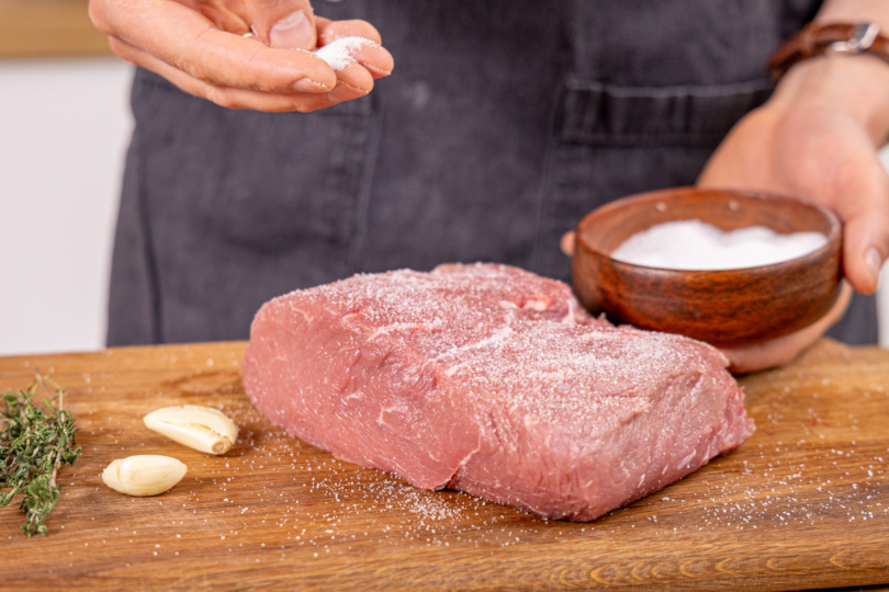 Roastbeef salzen