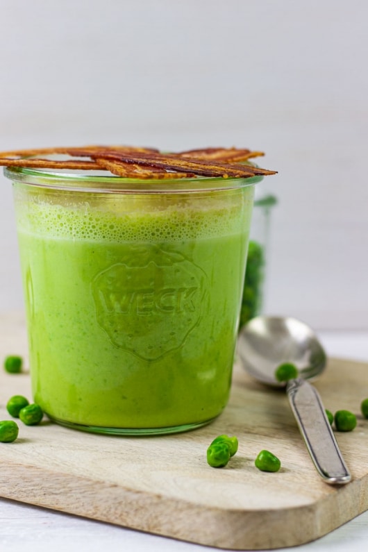 Erbsencremesuppe mit Bacon