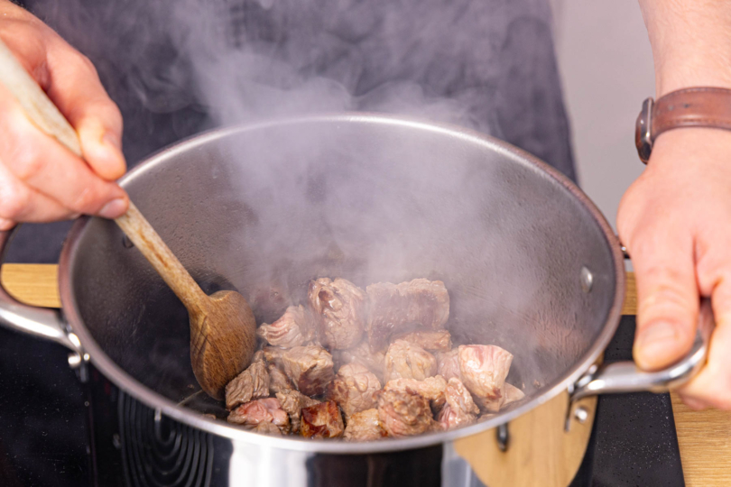 Fleisch etappenweise anbraten