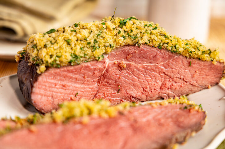 Roastbeef mit Kräutersenfkruste niedergaren