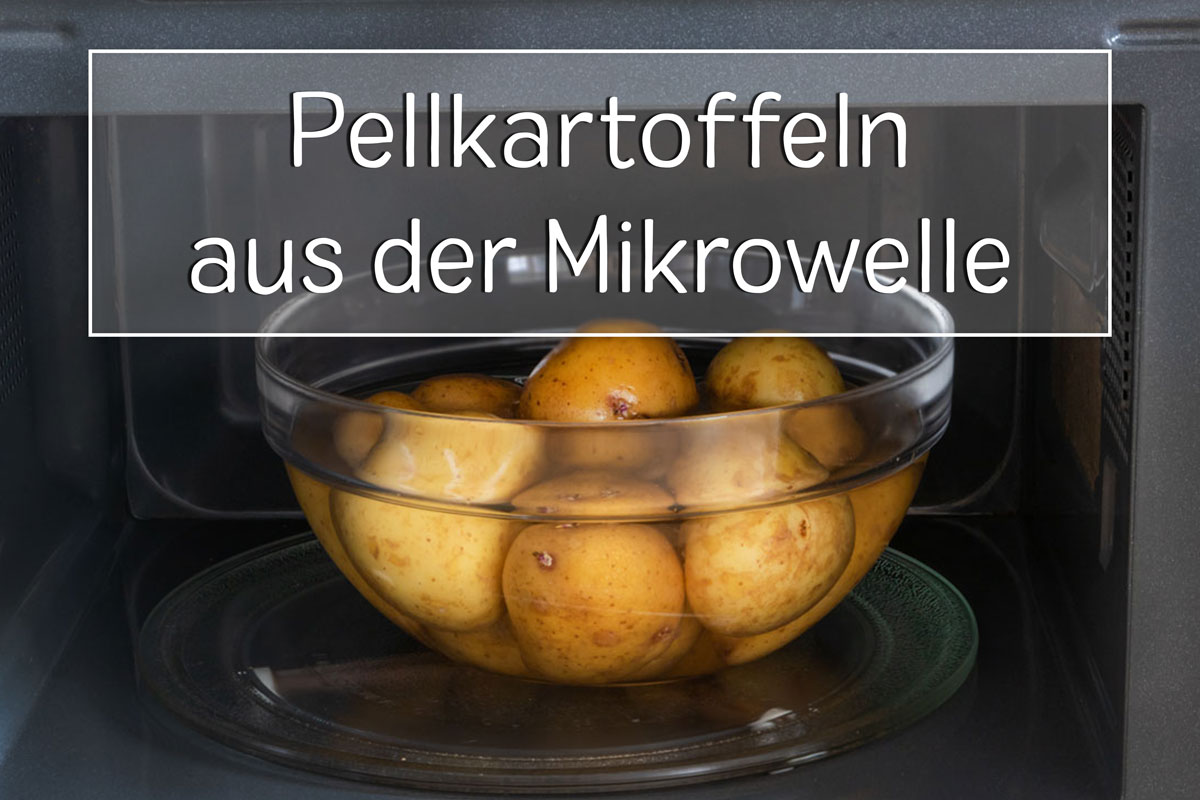 Pellkartoffeln in der Mikrowelle kochen!? So gelingt es! - eat.de
