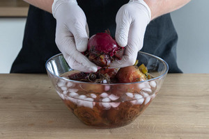 Rote Bete schälen