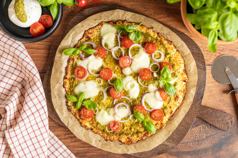 Blumenkohlpizza top-down