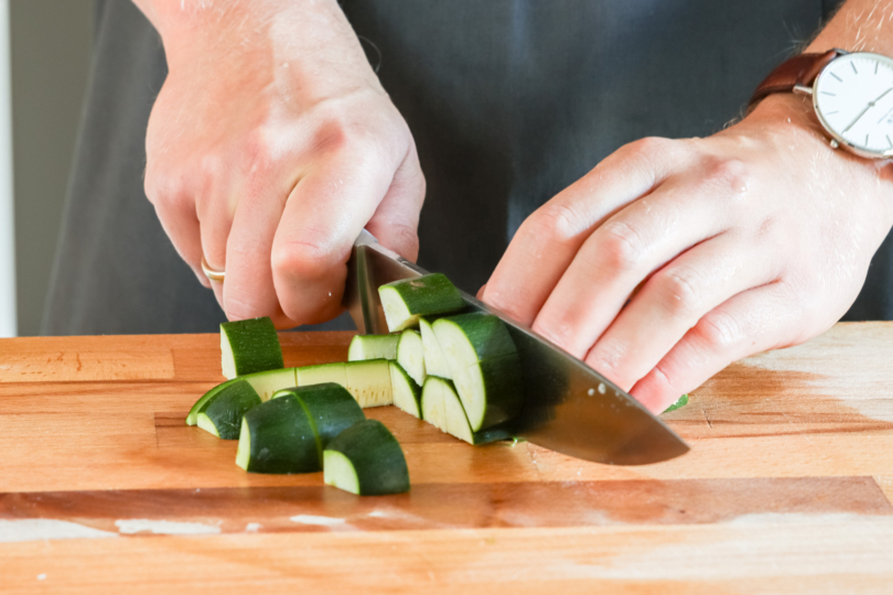 Zucchini schneiden