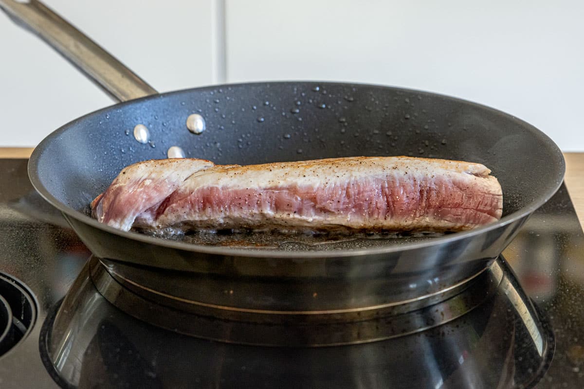 Lende im Speckmantel aus dem Backofen | Rezept