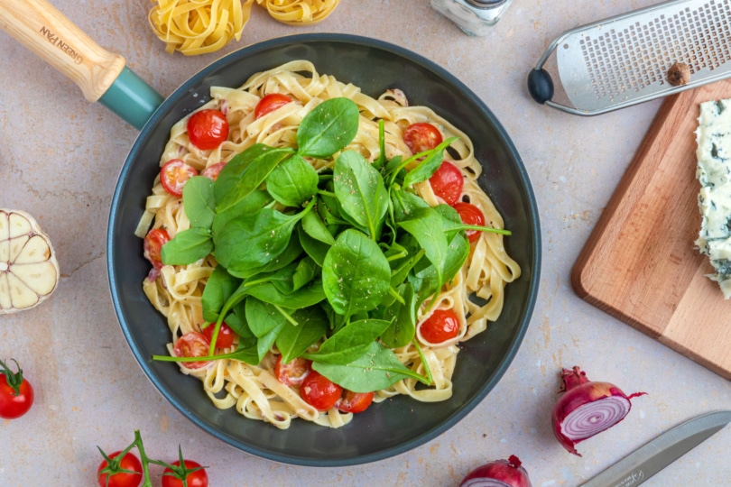 Spinatsoße mit Tagliatelle