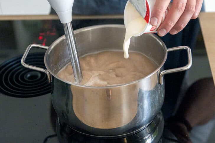 Sahne zur Suppe geben