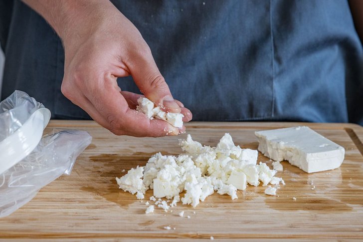 Feta gebröselt einfrieren