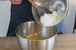 Eischnee unterheben