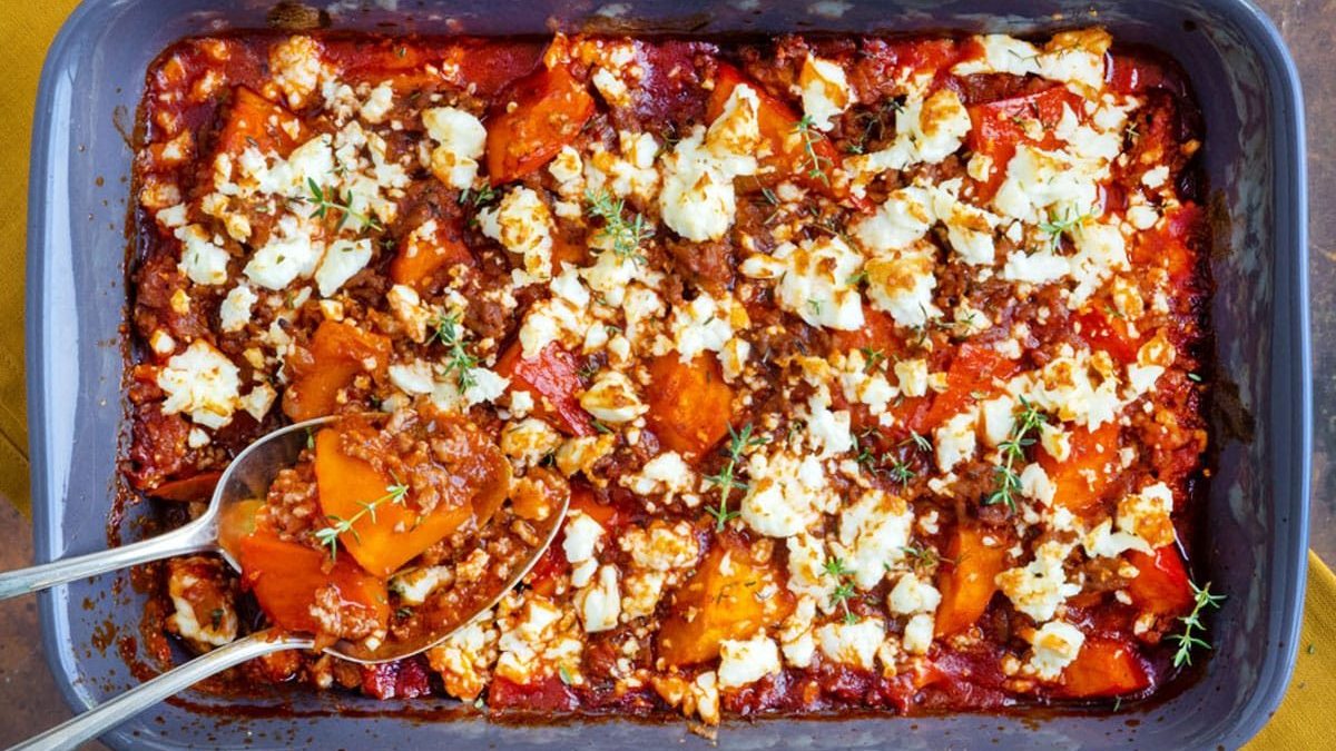Kürbisauflauf mit Hackfleisch und Feta