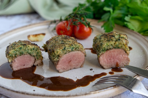 Lammlachse mit Kräuterkruste
