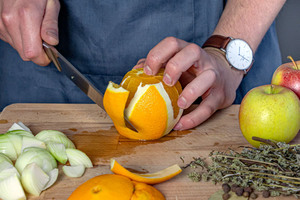 Orange schälen