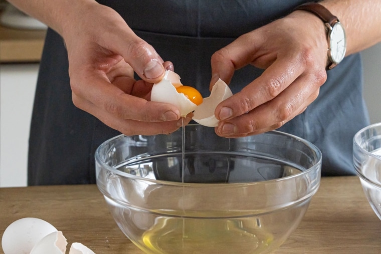 Soße binden: 15 Alternativen zum Andicken mit Mehl - eat.de