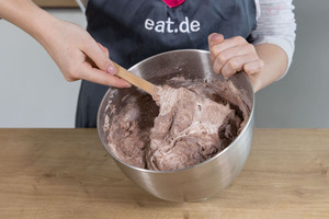 Mehlmischung unterheben