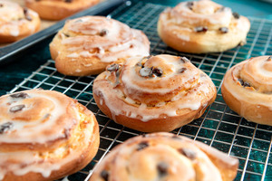 Rosinenschnecken mit Marzipan