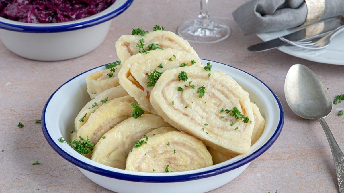 Sächsische Wickelklöße nach Omas Art | Rezept - eat.de