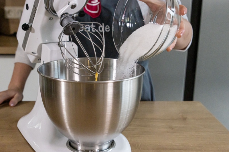 Biskuitboden dunkel | Rezept für Schokoladenbiskuit mit Kakao