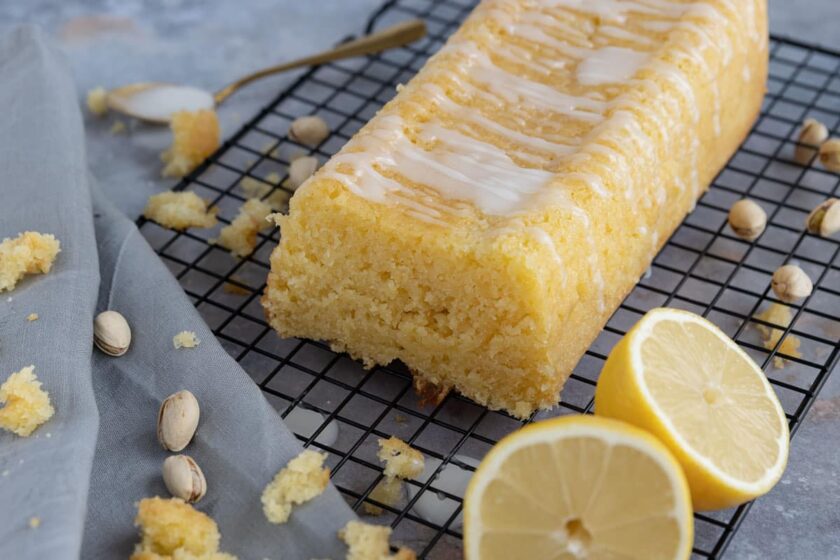 Saftiger Zitronenkuchen