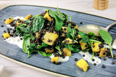 Belugalinsensalat