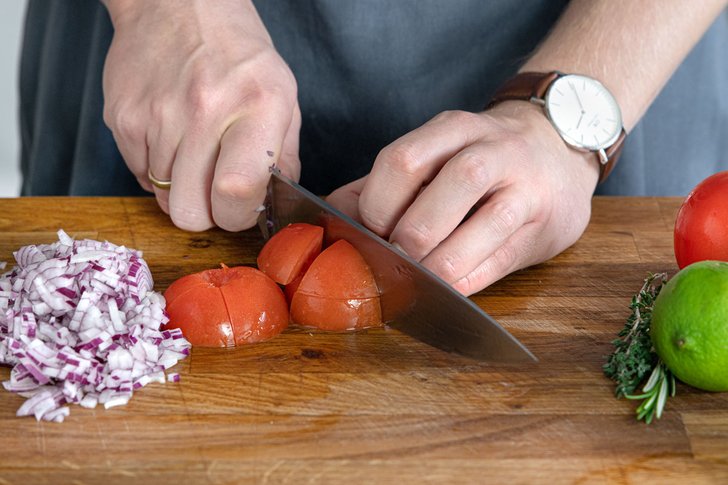 Tomaten schneiden