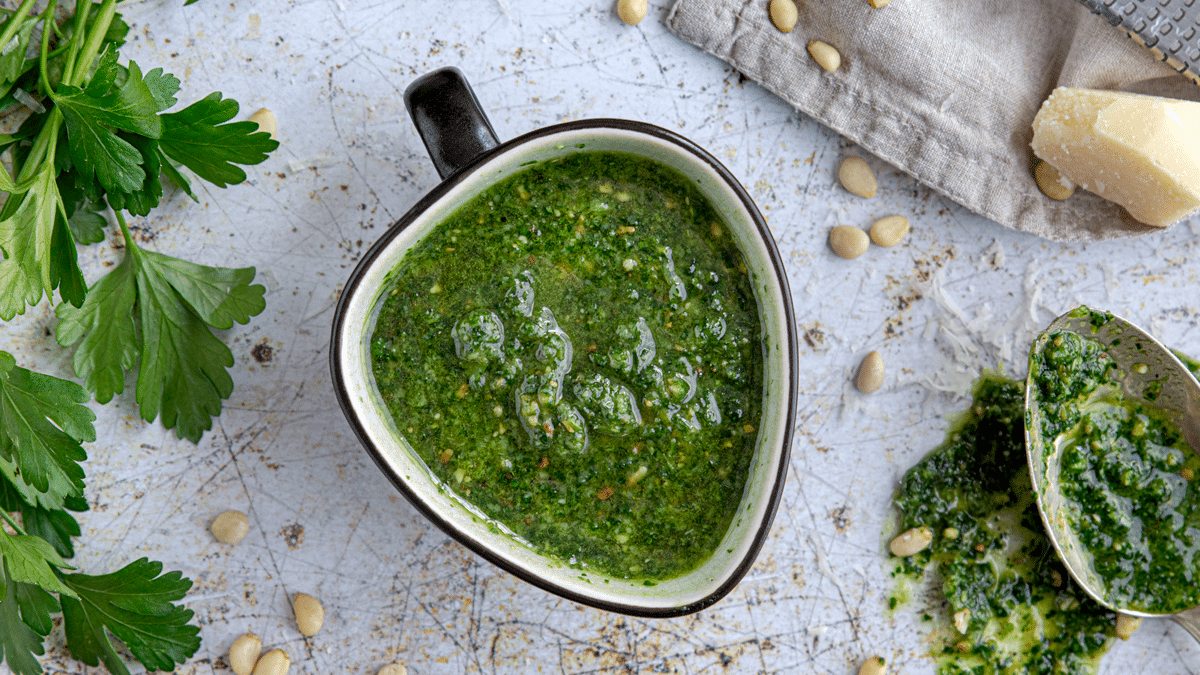 Petersilienpesto mit Zitrone | Rezept