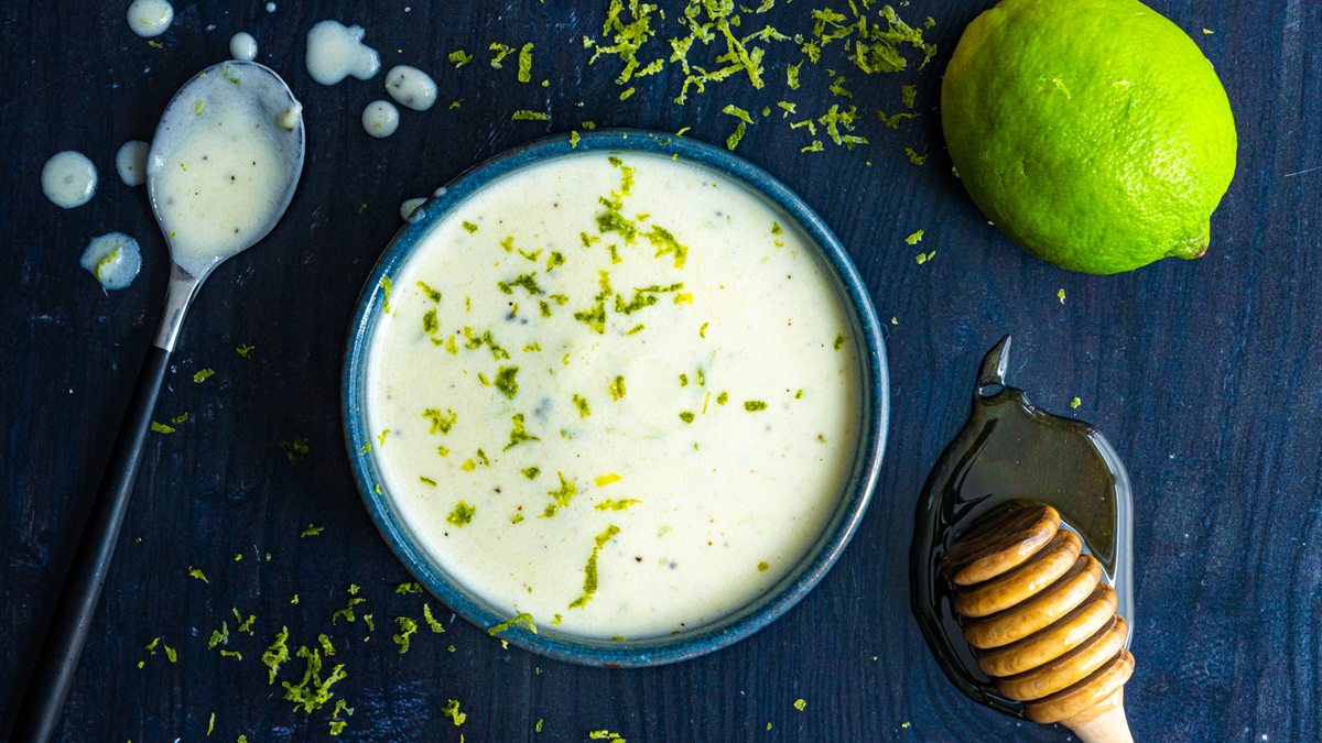 Joghurt-Limetten-Dressing für Feldsalat | Rezept
