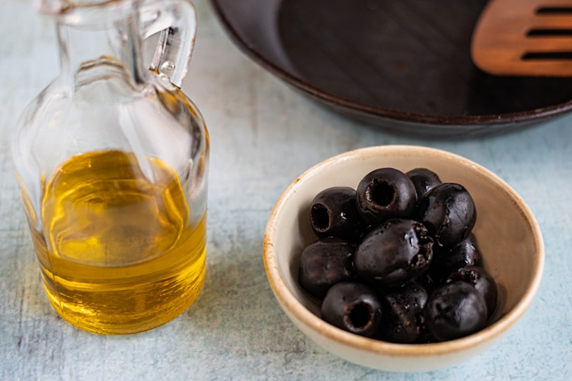Olivenöl ist nur zum Braten mit mittleren Temperaturen geeignet