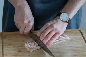 Bacon schneiden