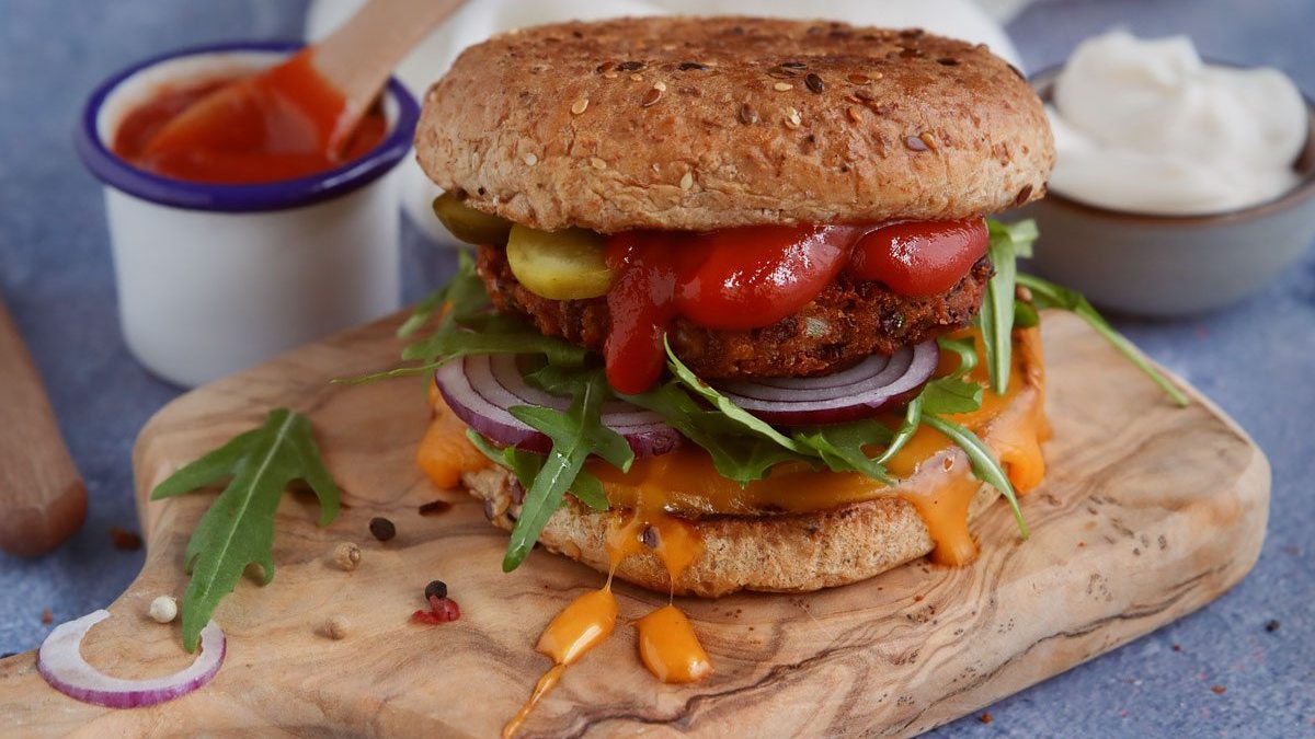 Kidneybohnen-Burger mit Haferflocken