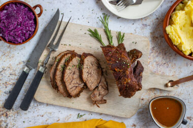 Omas klassischer Rinderbraten