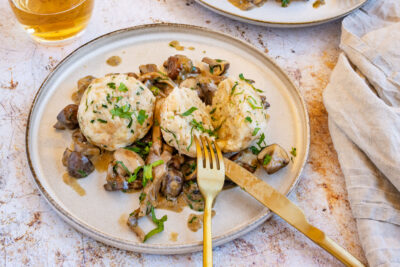 Semmelknödel mit Rahmschwammerl