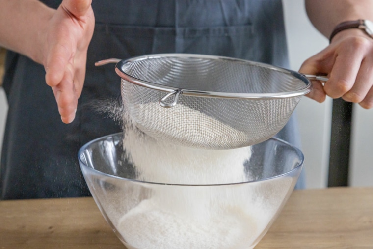 Fluffige Eierpfannkuchen mit Eischnee | Rezept - eat.de