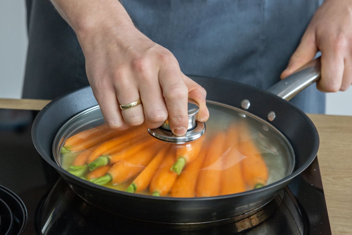 Einfache glasierte Karotten zubereiten Rezept