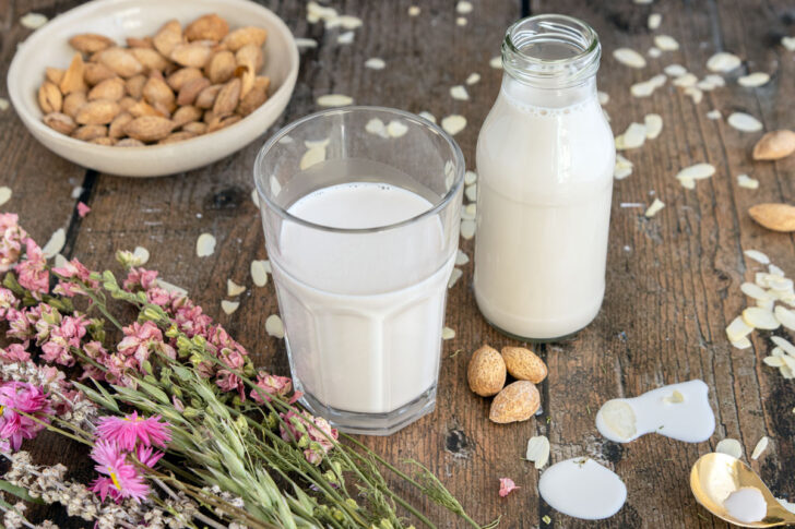 Mandelmilch als geeigneter veganer Ei-Ersatz