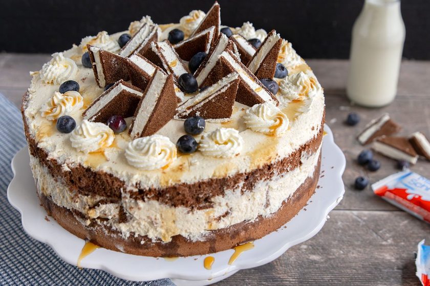 fertige Milchschnittentorte