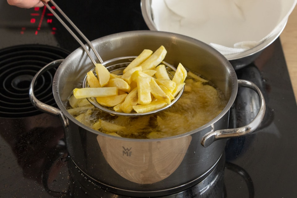 Pommes Frittieren Im Topf