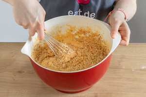 Süßkartoffelmasse verrühren