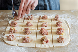 Manti füllen