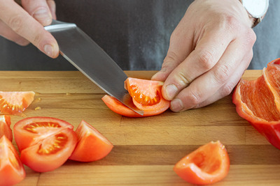 Tomaten entkernen