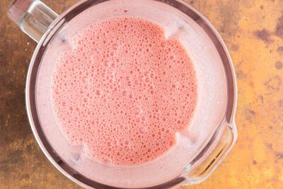 Erdbeershake im Mixer