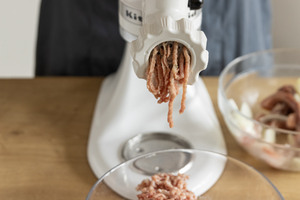 Fleisch mit Zwiebeln wollen