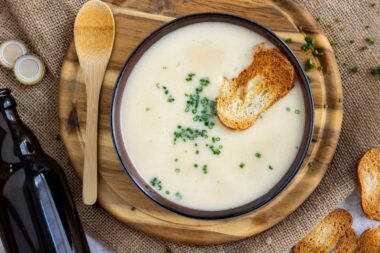 Herzhafte Biersuppe