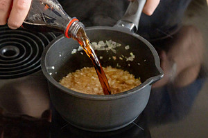 Cola hinzugeben