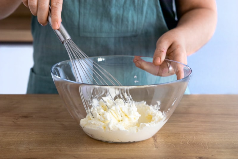 Was ist Kochsahne? 6 Unterschiede zu Schlagsahne eat.de