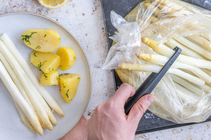 Spargel im Bratschlauch garen