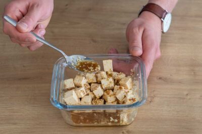 Tofu marinieren