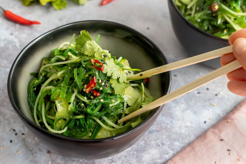 Reisnudel-Wakame Salat mit Gurke